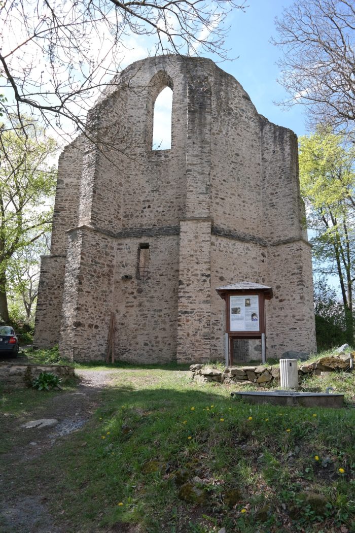 Burgsteinruine - Eine Spätmittelalterliche Kirche