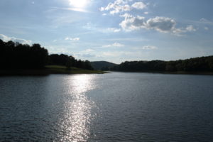 Talsperre Pöhl am frühen Abend