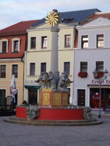 Brunnen auf dem Altmarkt Oschatz