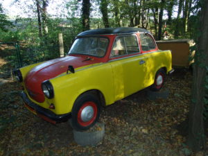 Trabant im Klein-Ossi-Land im Miniaturenpark Kleinwelka in Bautzen