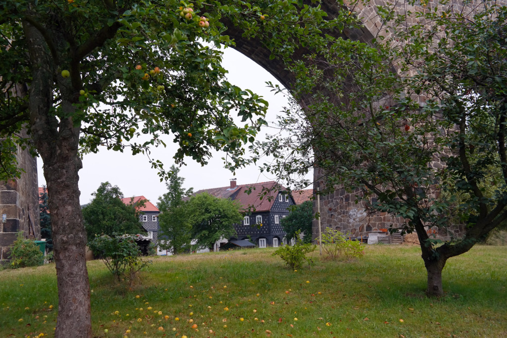 Umgebindehaus am Viadukt in Obercunnersdorf