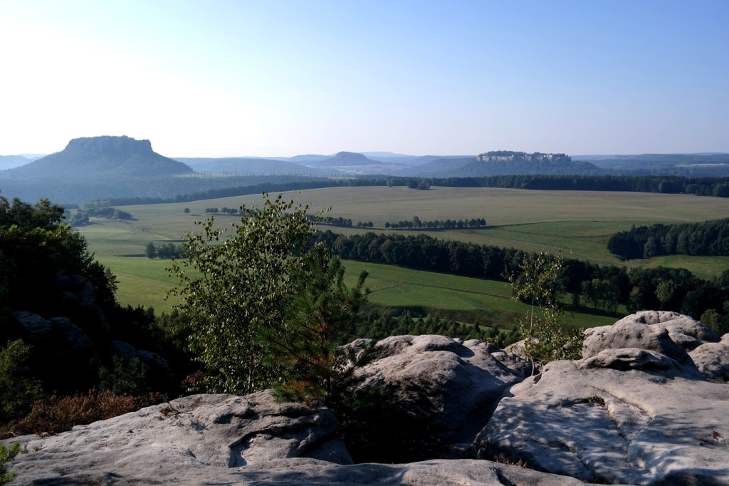 Blick auf den Lilienstein und die Festung Königstein vom Rauenstein