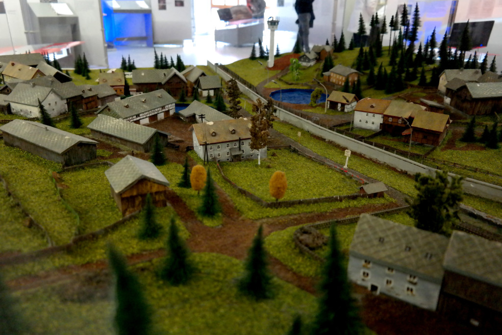 Modell von Mödlareuth im Deutsch-Deutschen Museum
