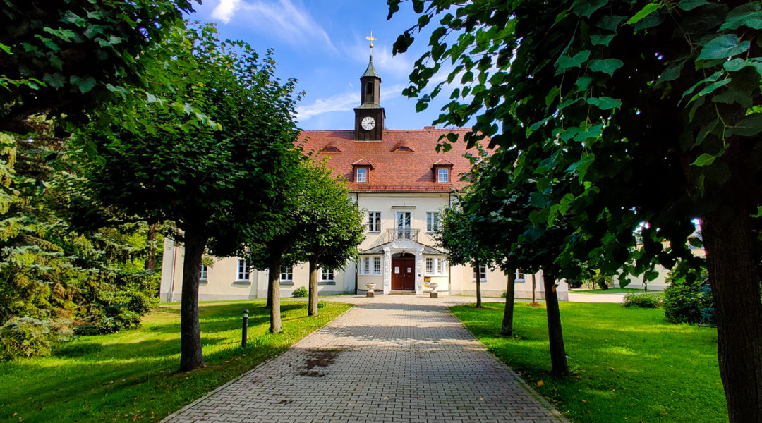 Schloss Kleindehsa, heute Grundschule