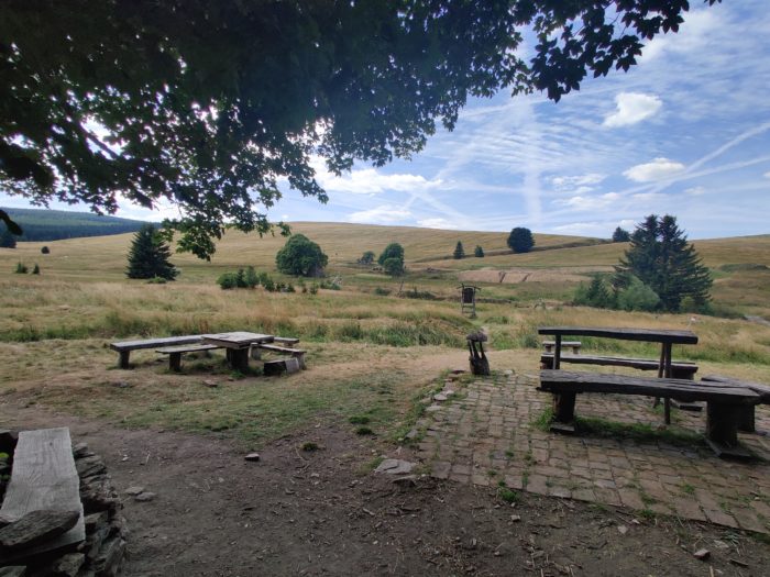 Verlassenes Dorf Königsmühle mit Kunstausstellung