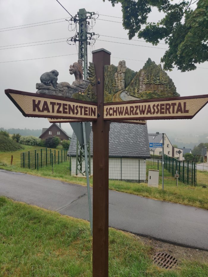 Schöner Wegweiser in Pobershau